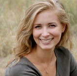 Michela felice proprietario di un gatto grasso